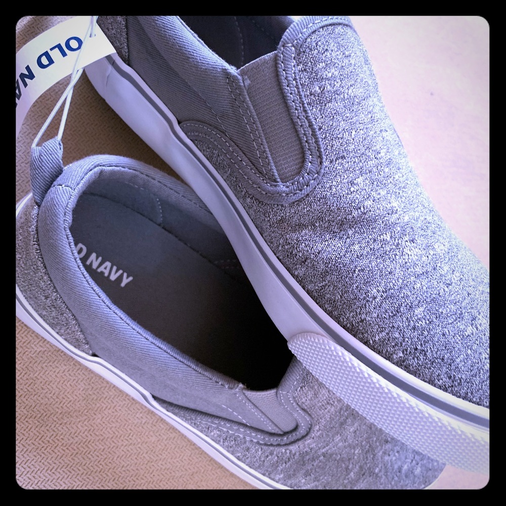 Boys Old Navy slip-on loafers.  5 Big Boy NWT